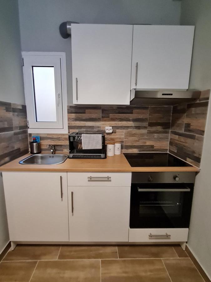Easy Living B3 Kai B4 * Trikala (Thessaly)